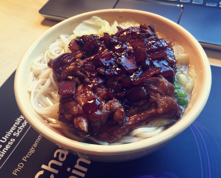 红烧麻油排骨面