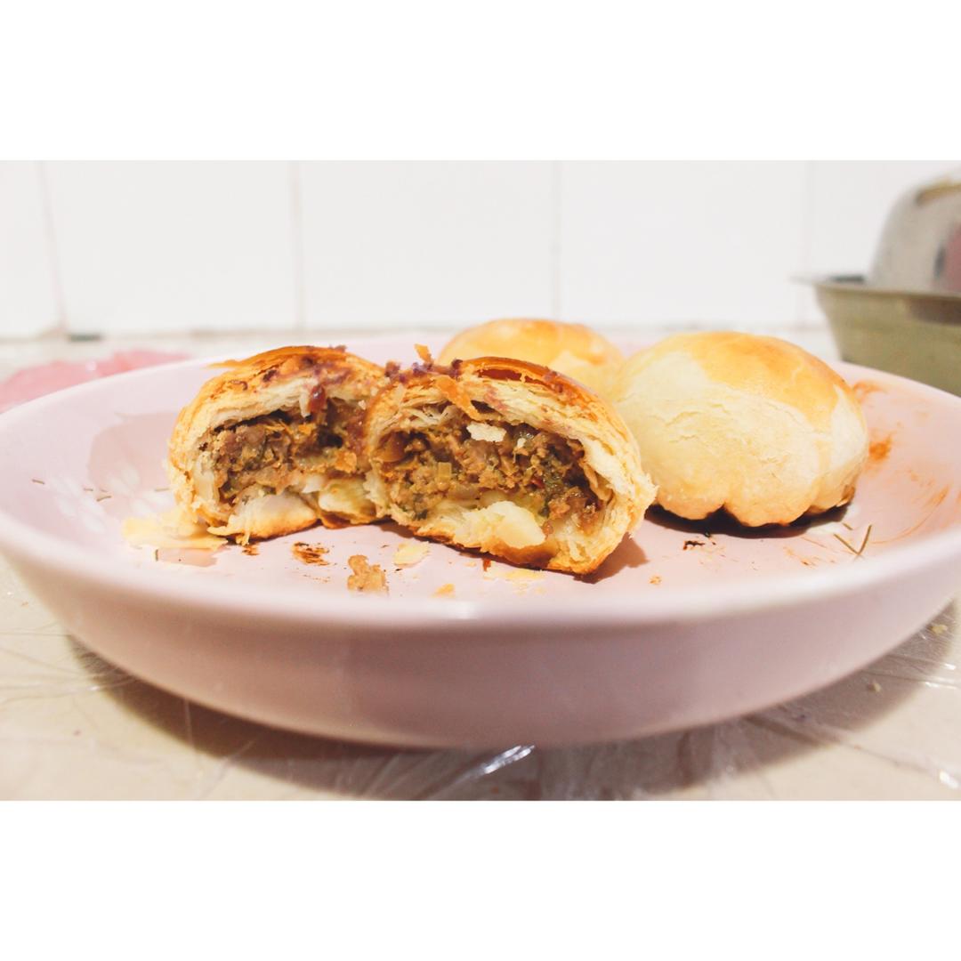 泳式鲜肉榨菜月饼