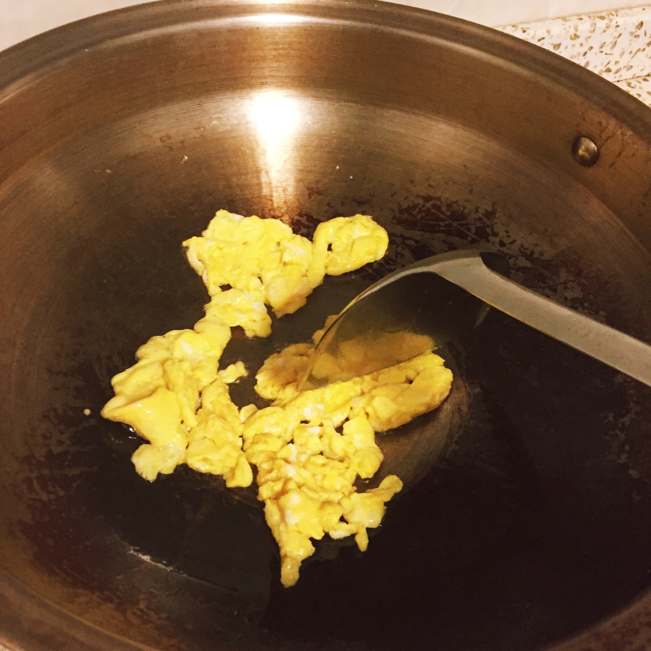 化腐朽为神奇的一颗蛋炒饭的做法 步骤2
