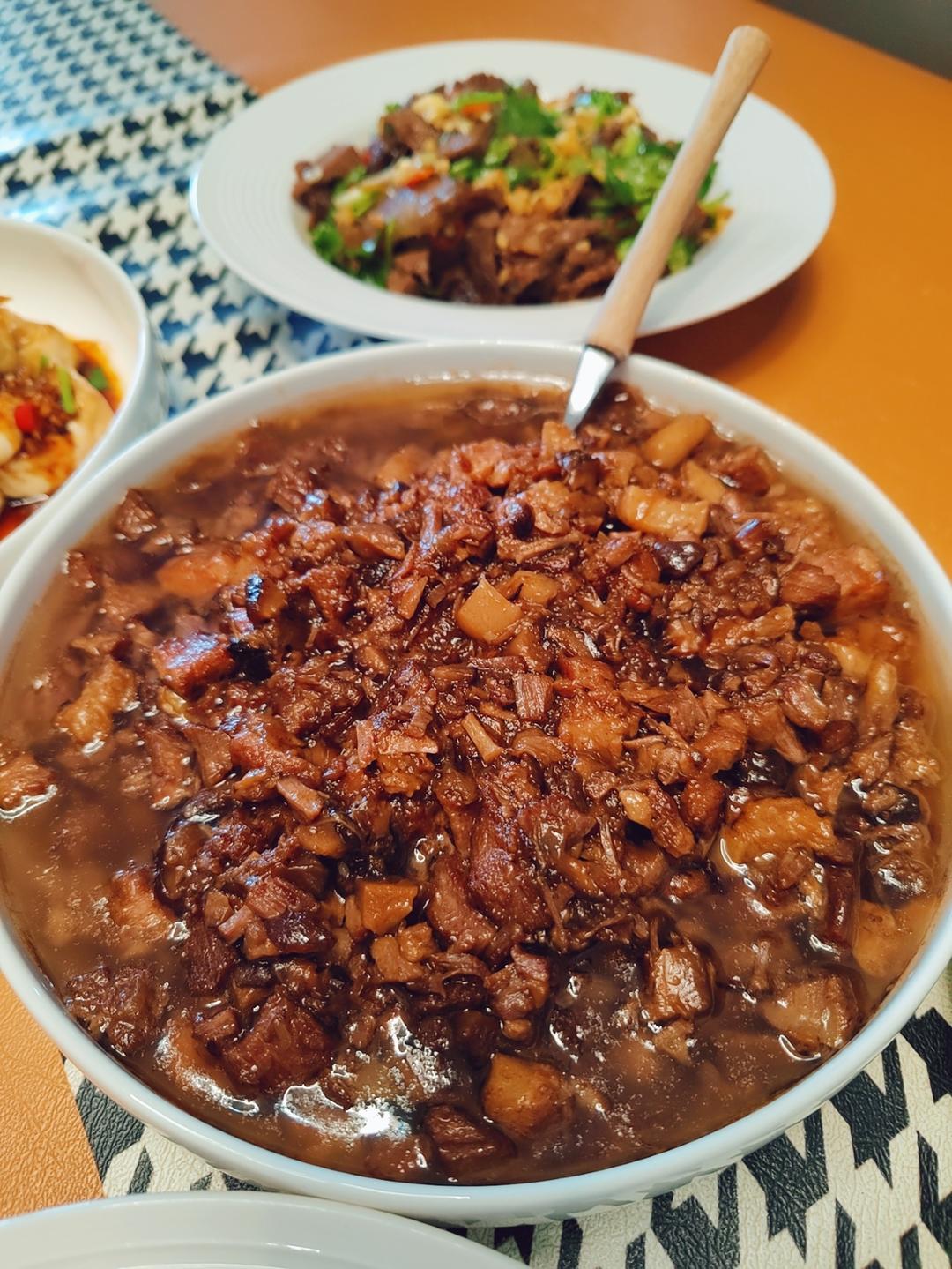 好吃到停不下来的卤肉饭