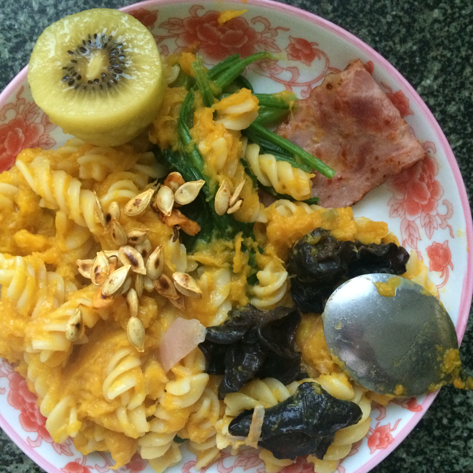 南瓜意面(Spaghetti with Pumpkin Sauce)