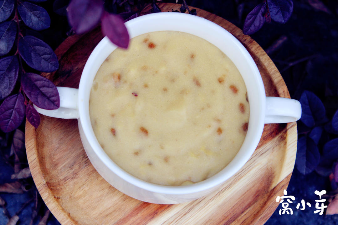 宝宝辅食:红枣自制小米糊糊的做法