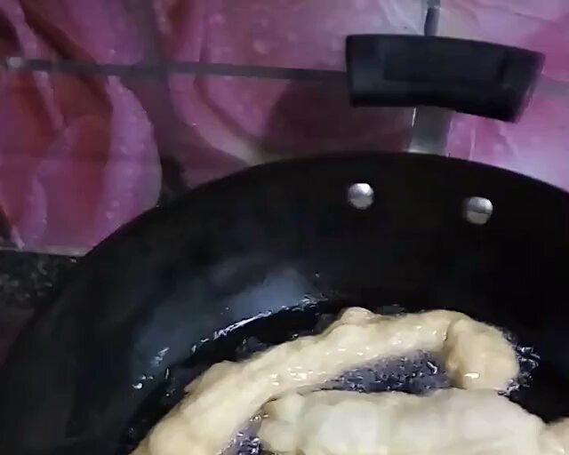 在家做鸡蛋油条的做法