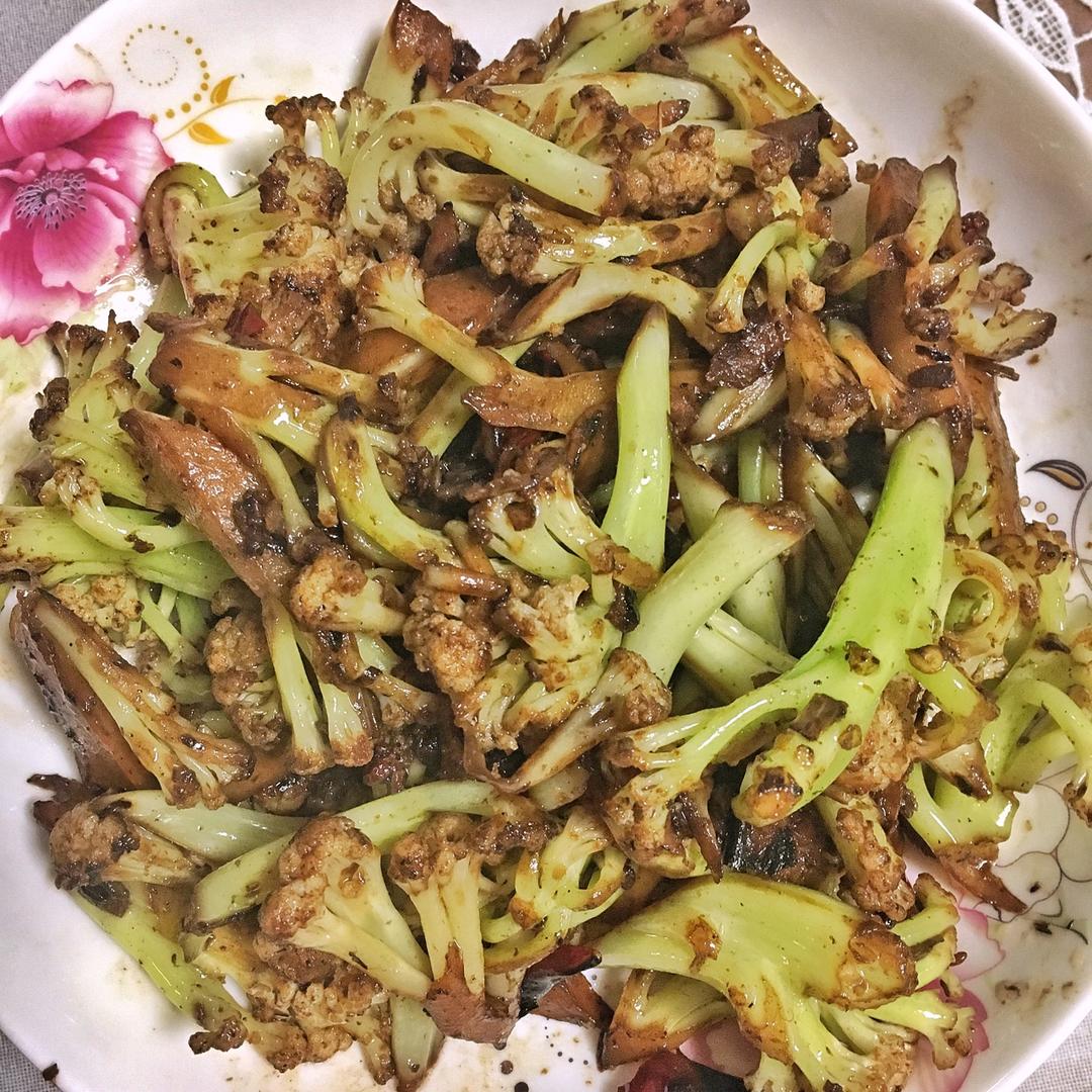 很“浪费”米饭的家常菜之一-------干锅菜花