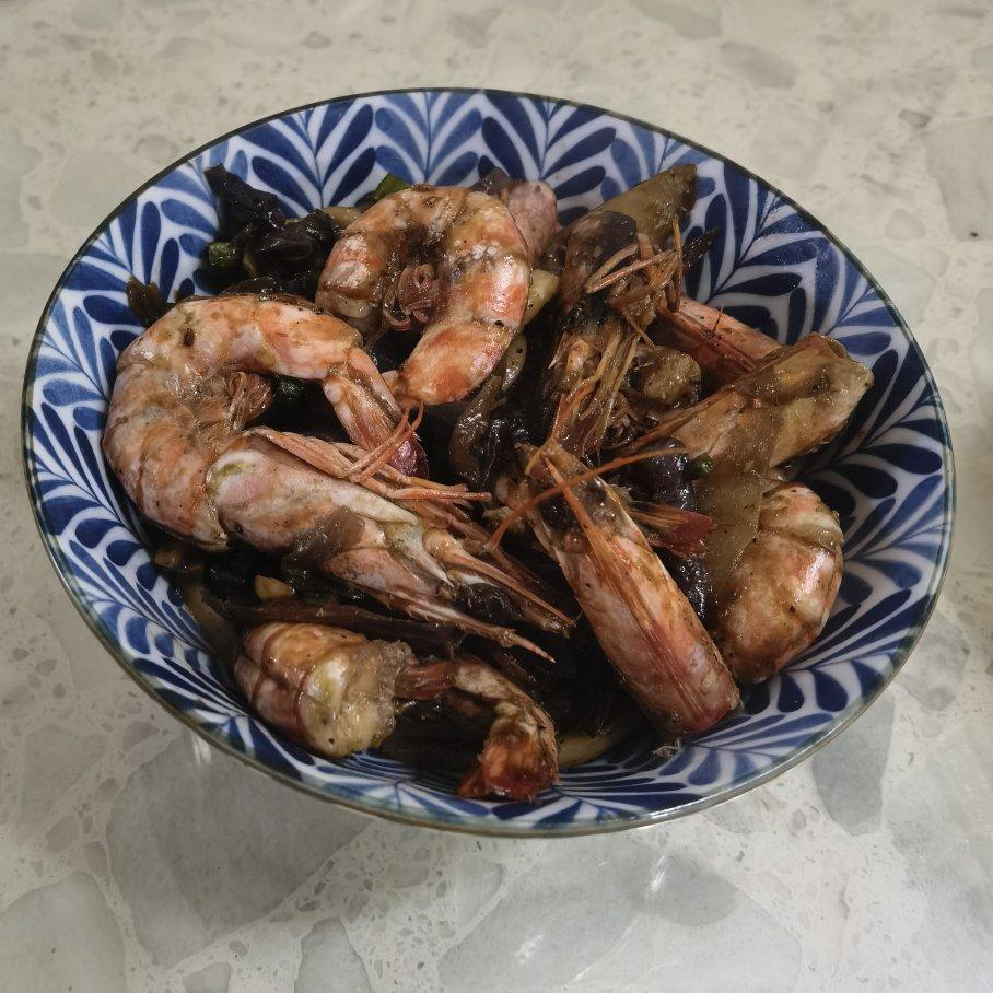 黑椒虾仁乌冬面