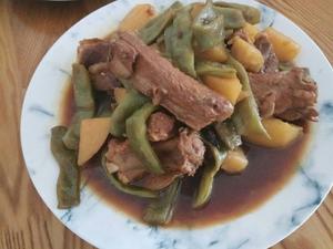 土豆豆角炖排骨的做法 步骤7