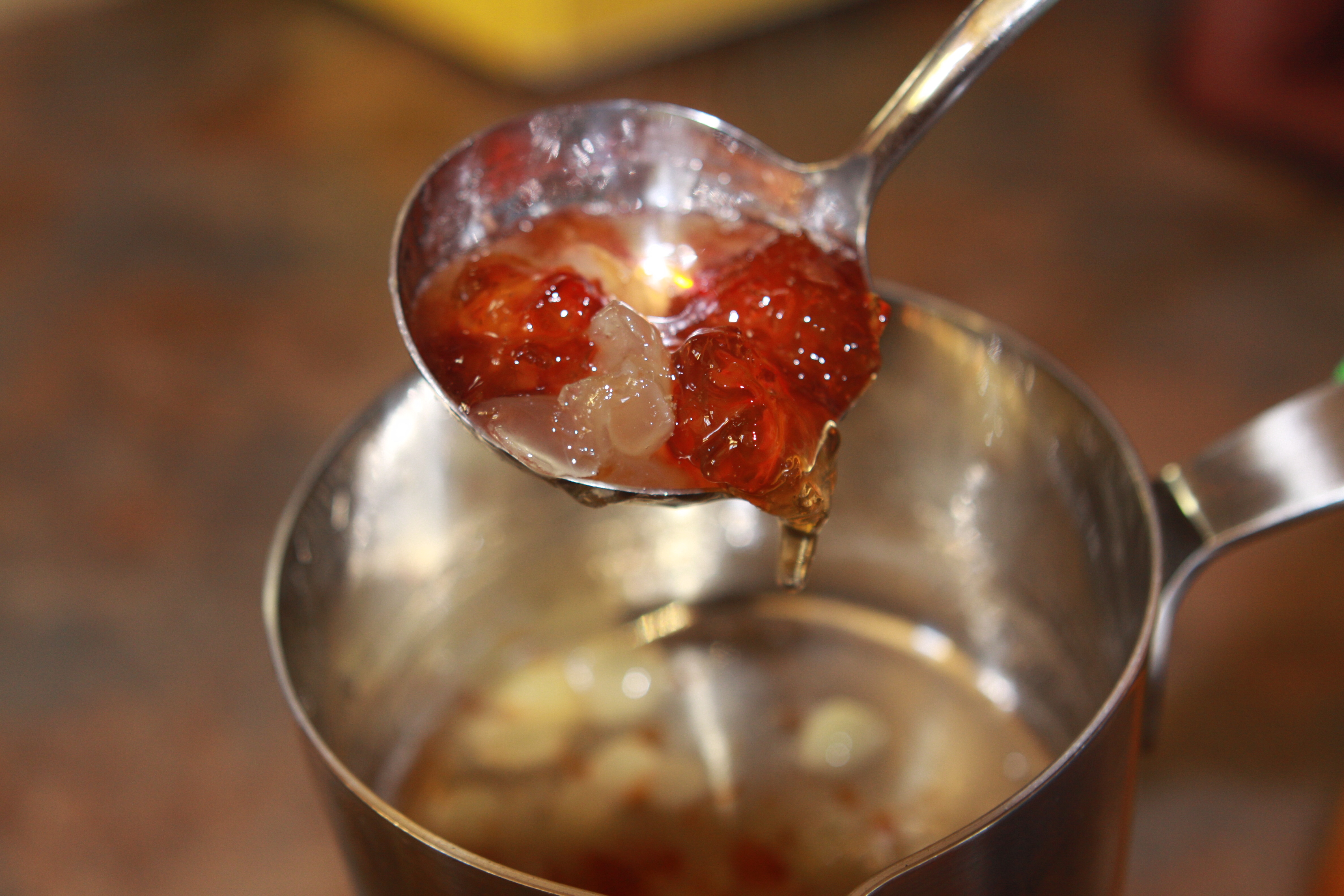 桃胶皂角米❤️鲜炖燕窝的做法 步骤10