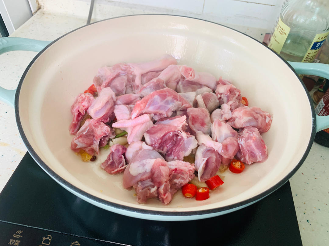 菠萝啤酒鸭【9月北鼎珐琅铸铁锅食谱】