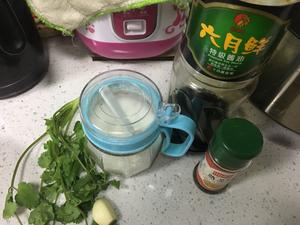 自制海鲜酱油——火锅店自助酱油的做法 步骤1