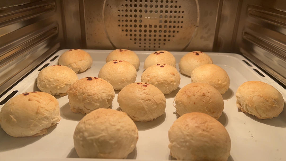 泳式鲜肉榨菜月饼