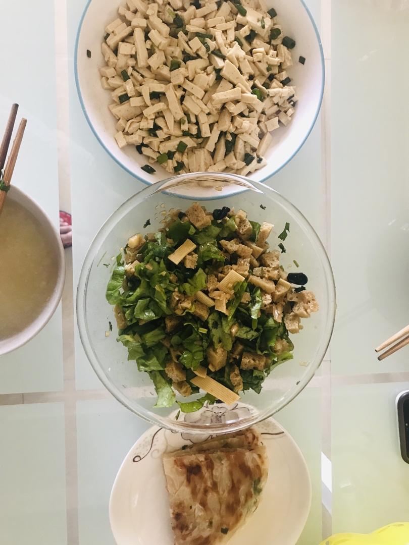 小葱拌豆腐
