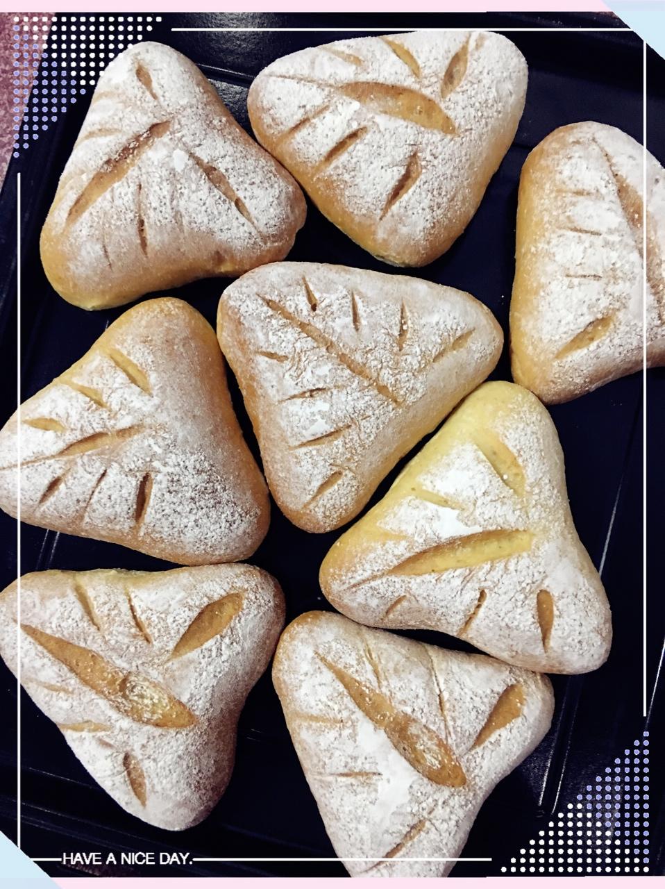 麦香蔓越莓奶酥包