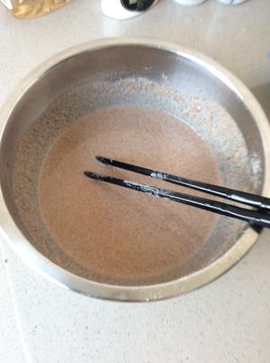 黑麦粉无油薄饼的做法 步骤2