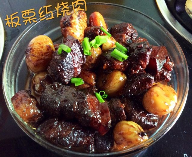 吃着碗里望着锅里的红烧肉