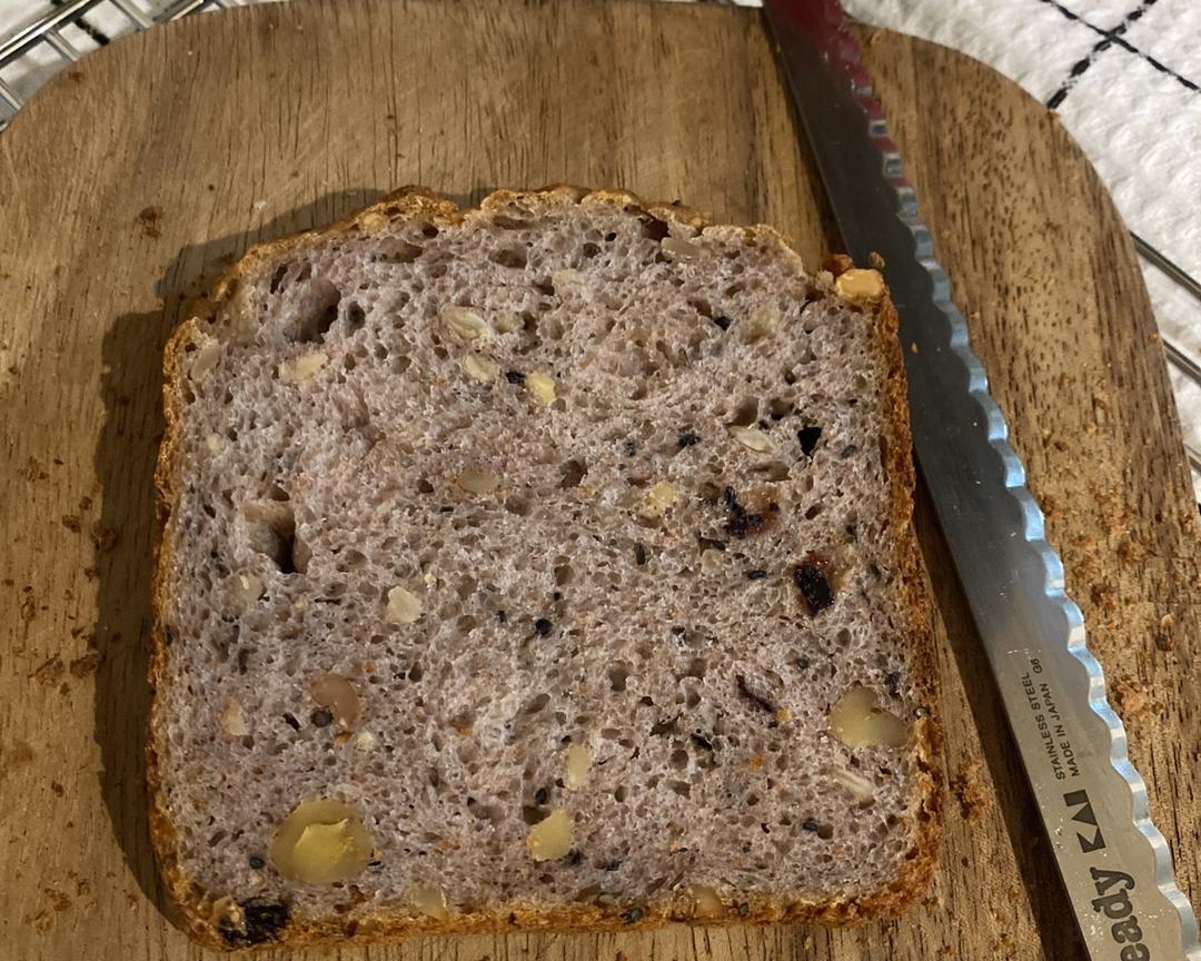 面包机杂粮坚果面包