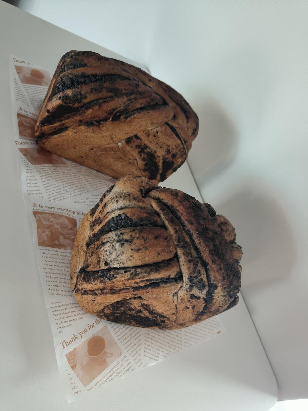 现在面包还能养生了？黑芝麻奶酥吐司