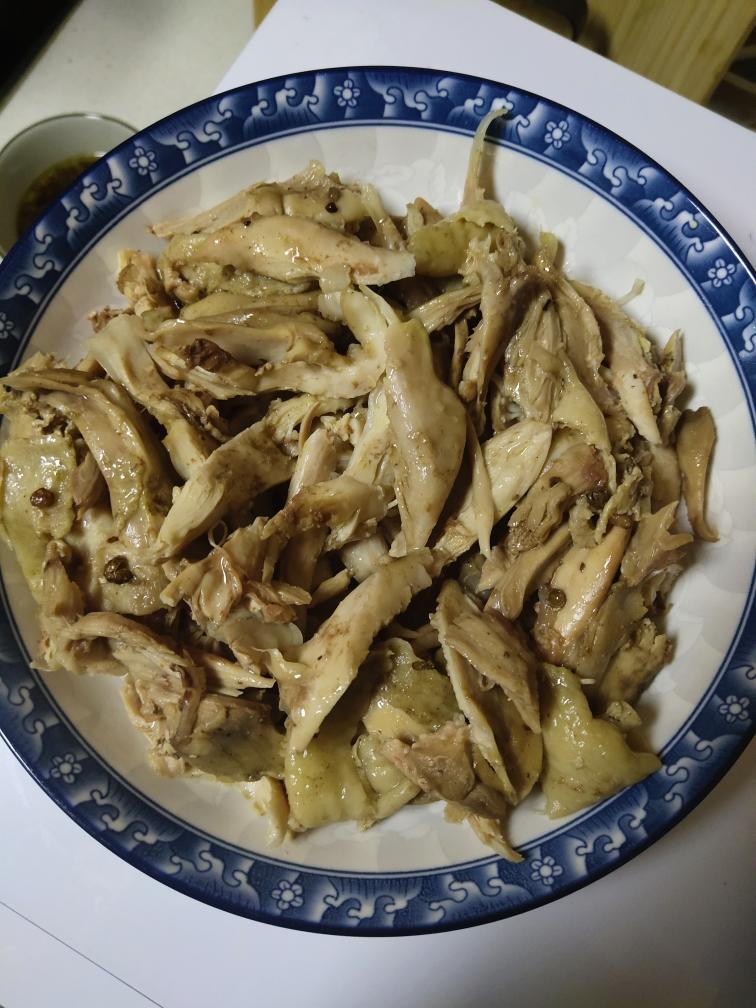椒盐手撕鸡腿的做法