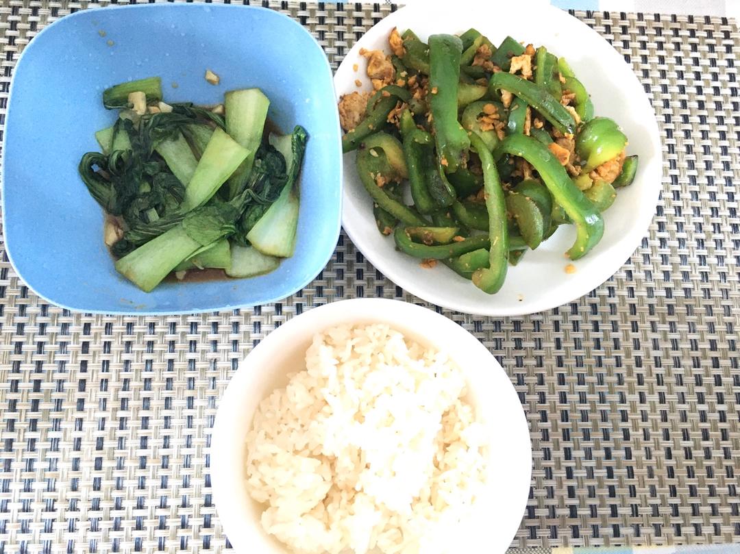 青椒炒鸡蛋(原图，从不修图)