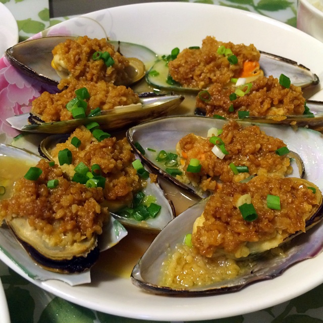 蒜蓉粉丝蒸青口