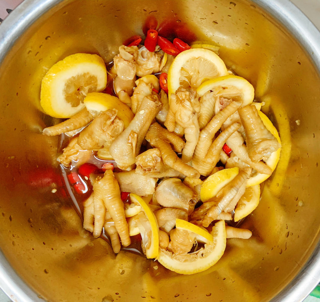 【柠檬酸辣鸡爪】自制超级无敌美味的网红鸡爪