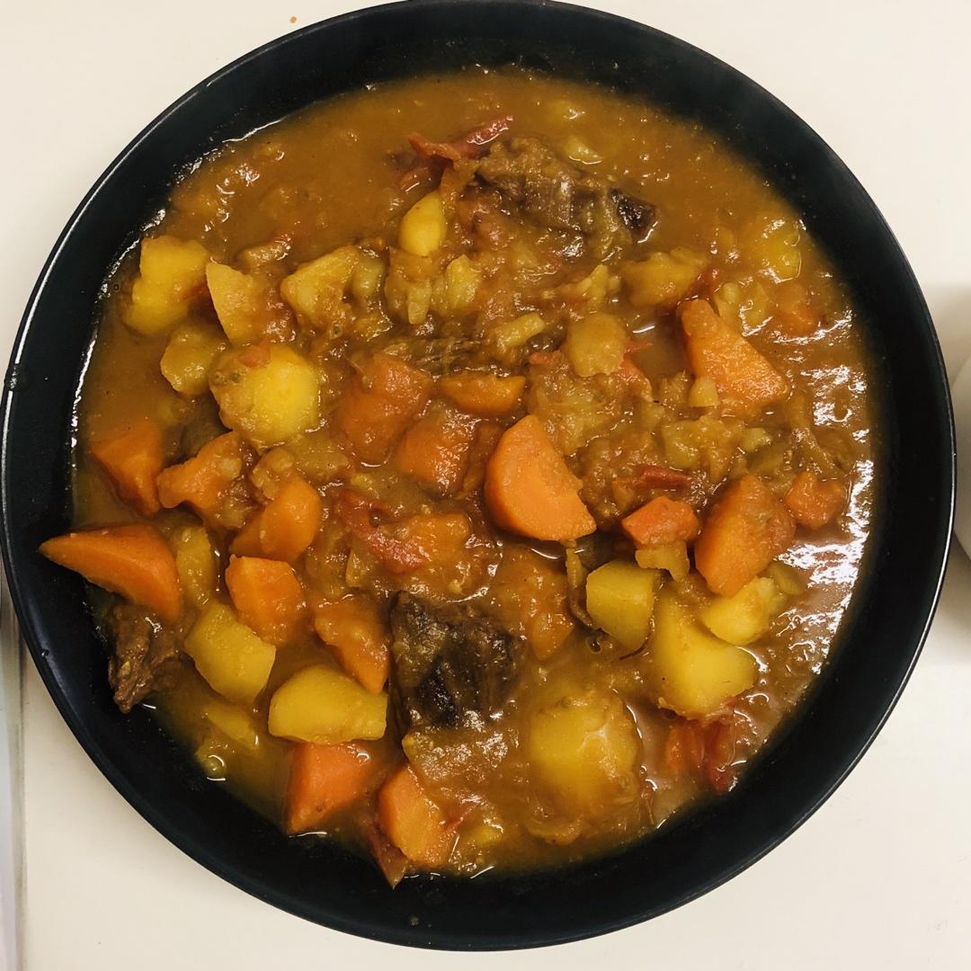 番茄土豆炖牛腩