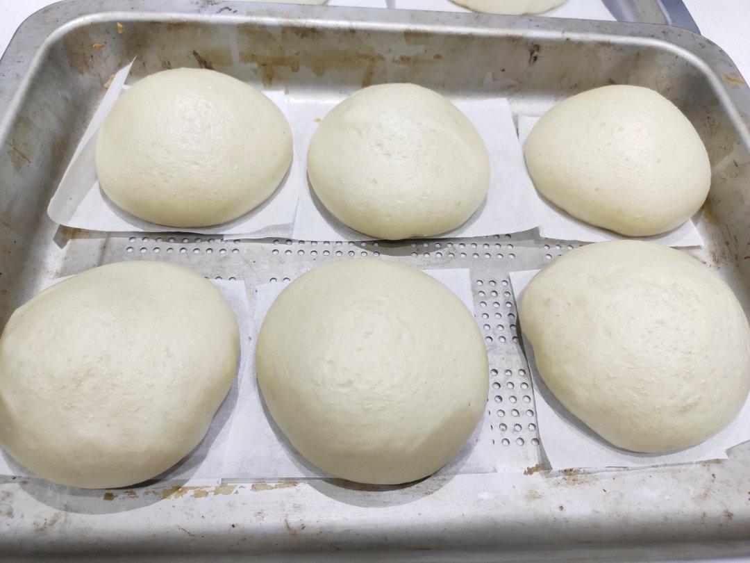 又美又暄软的——豆沙包！