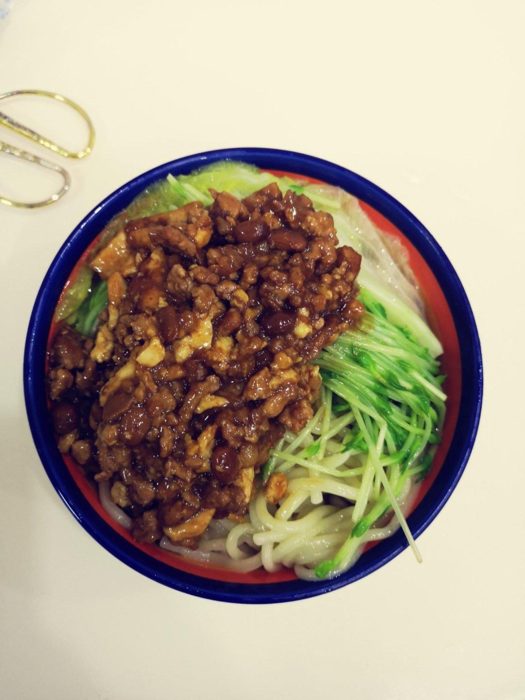 炸酱面