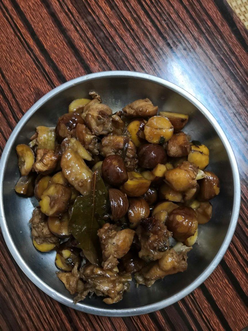 栗子焖鸡-和胃健脾、温中补气