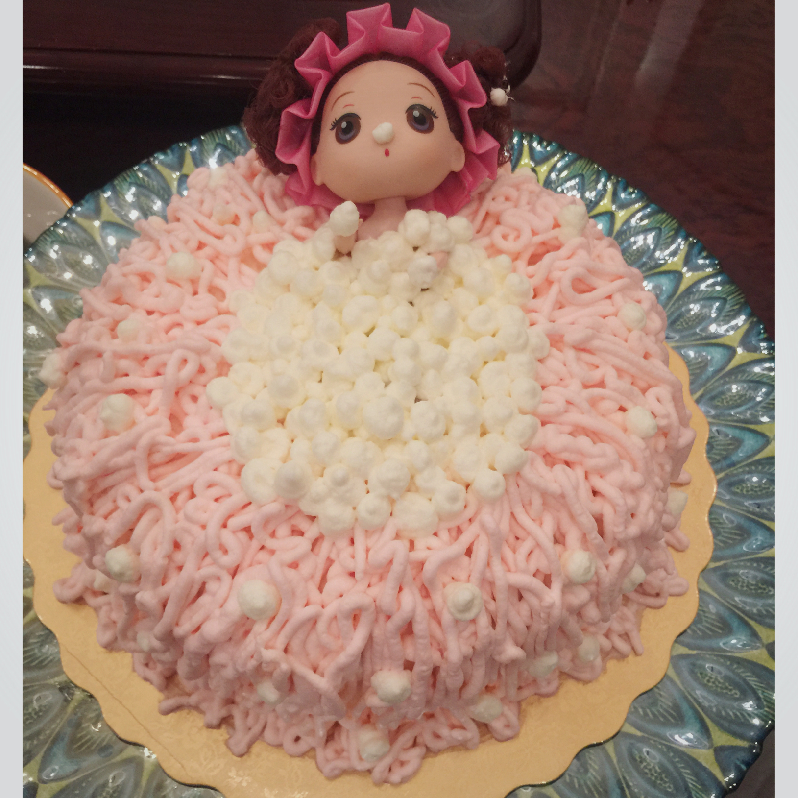 详细步骤制作泡泡浴娃娃蛋糕