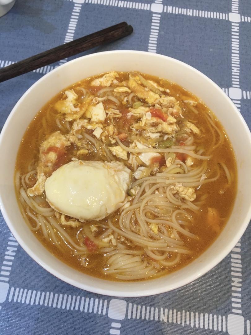 最家常的普通汤面——西红柿鸡蛋龙须面