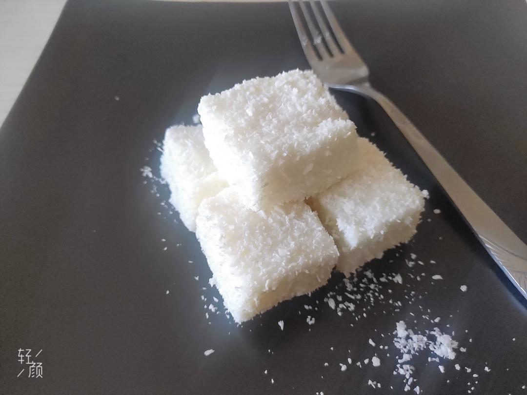 完胜85‘C的牛奶椰蓉小方