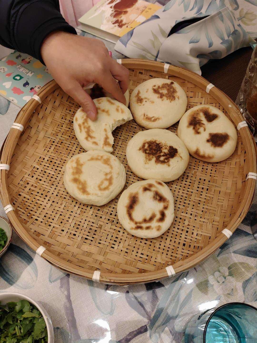 肉夹馍(白吉馍的制作)