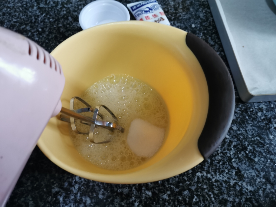 雀巢鹰唛巧克力炼奶浓情巧克力奶油蛋糕的做法 步骤9