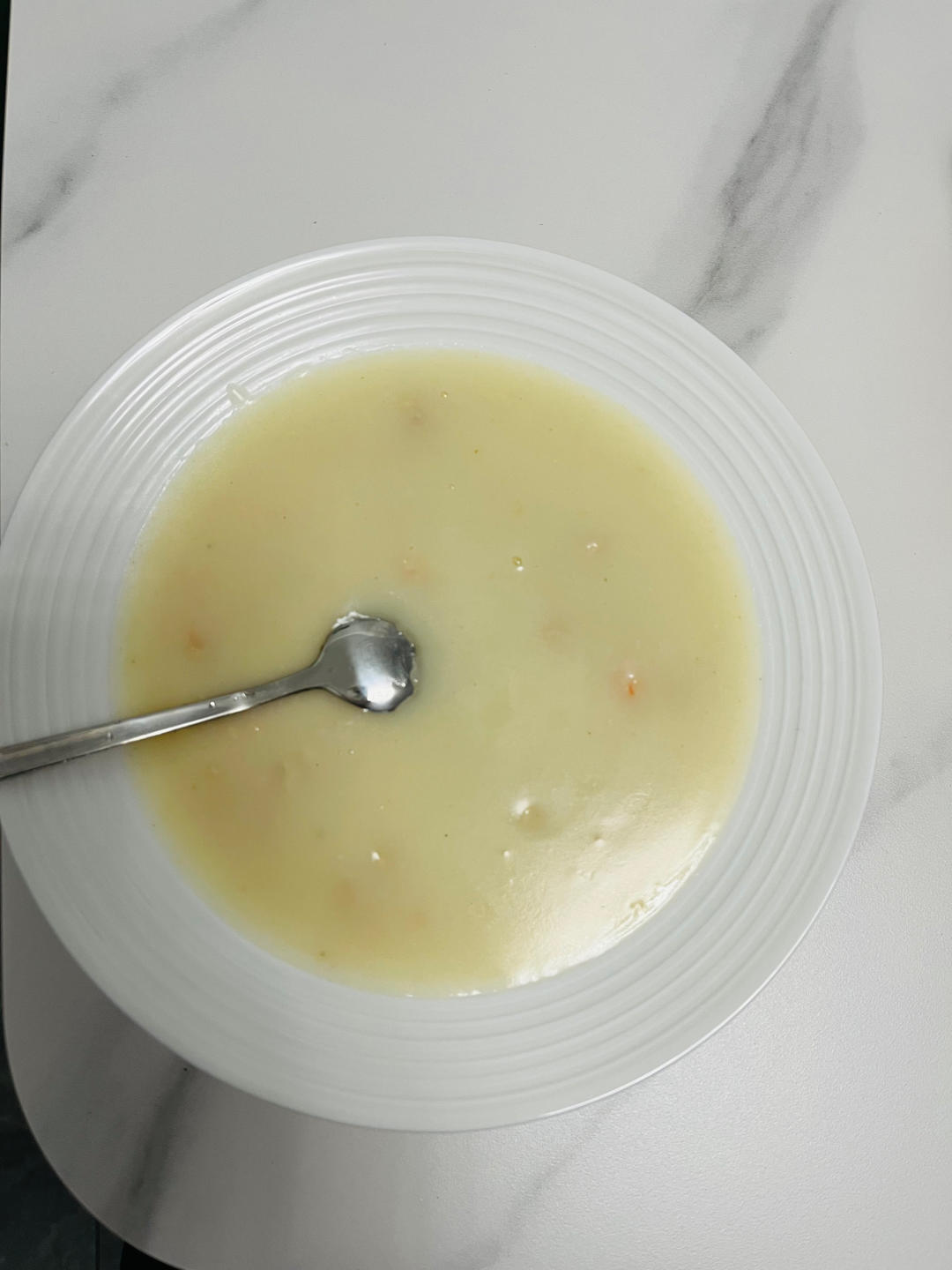 超惊艳奶油蘑菇汤(牛奶版本)