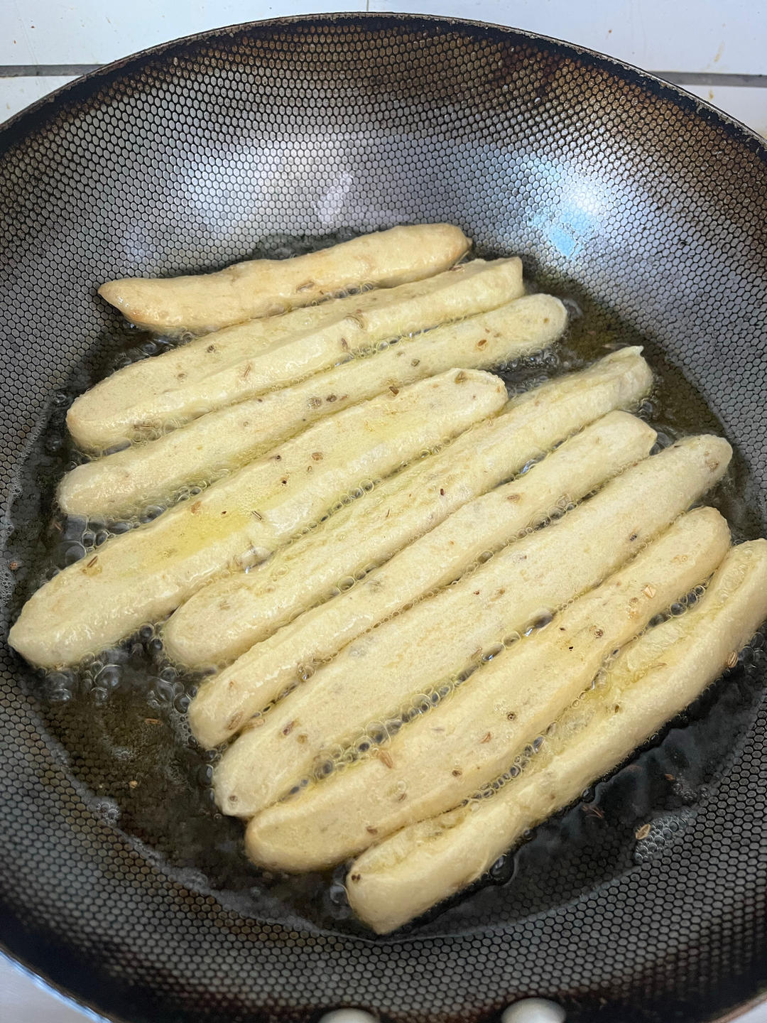 茴香小油条