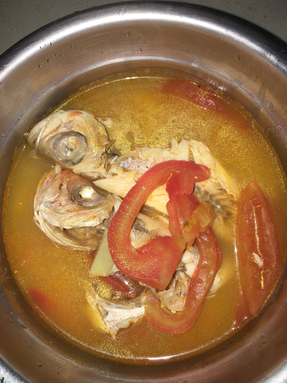 手机用户72268zs7做的蕃茄薯仔大眼鸡鱼汤