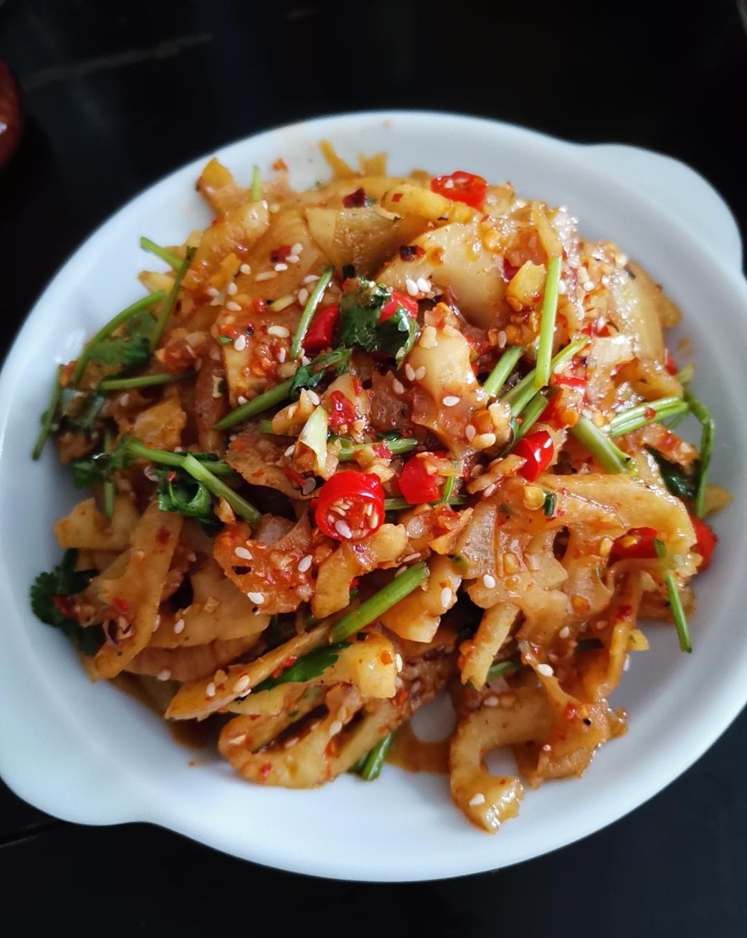 零失败❗️巨过瘾❗️酸辣爽脆的凉拌藕片