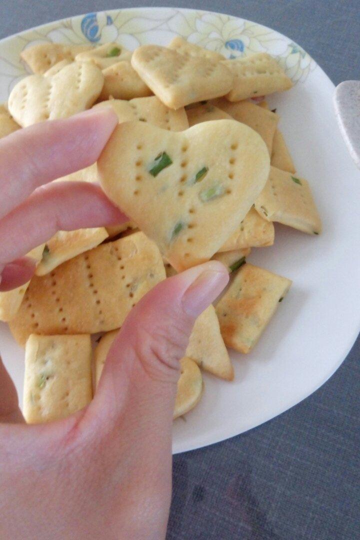 无糖香葱苏打咸饼干