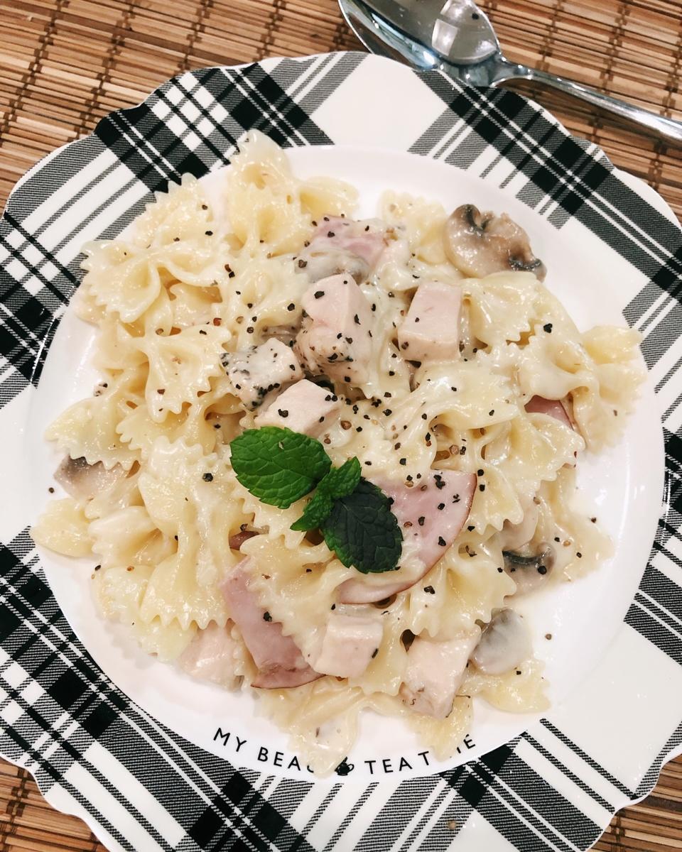 奶油蘑菇意大利面