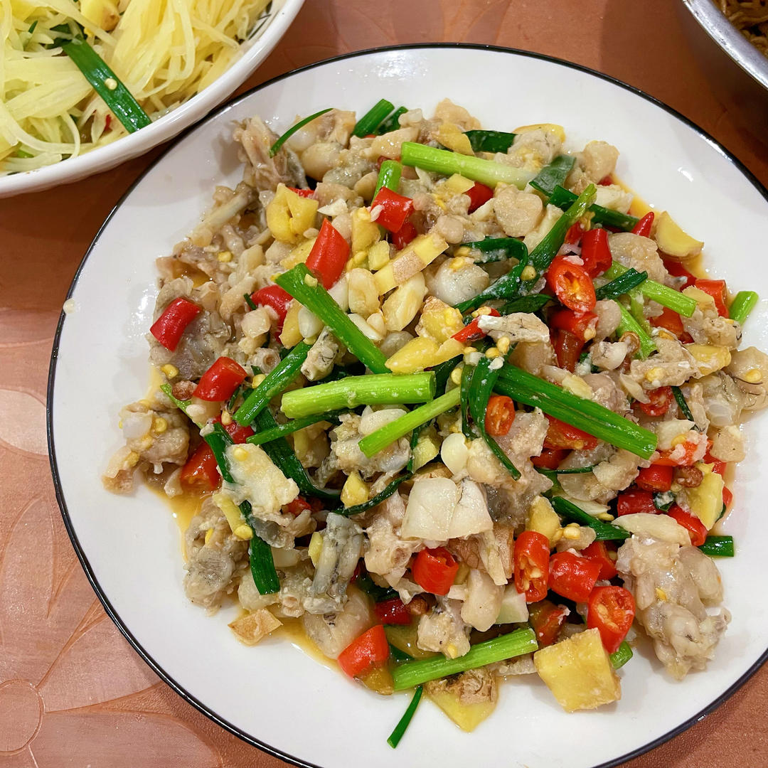 厨师长教你：“泡椒牛蛙”的家常做法，色香味俱全，赶紧收藏