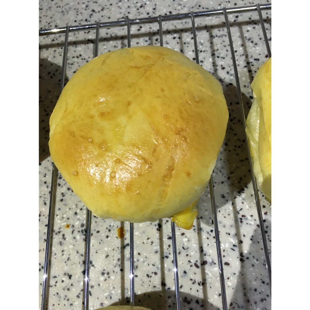 芒果奶酪白面包