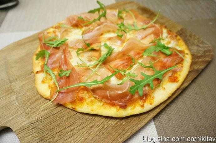 意式脆底云南小瓜培根speck pizza的做法