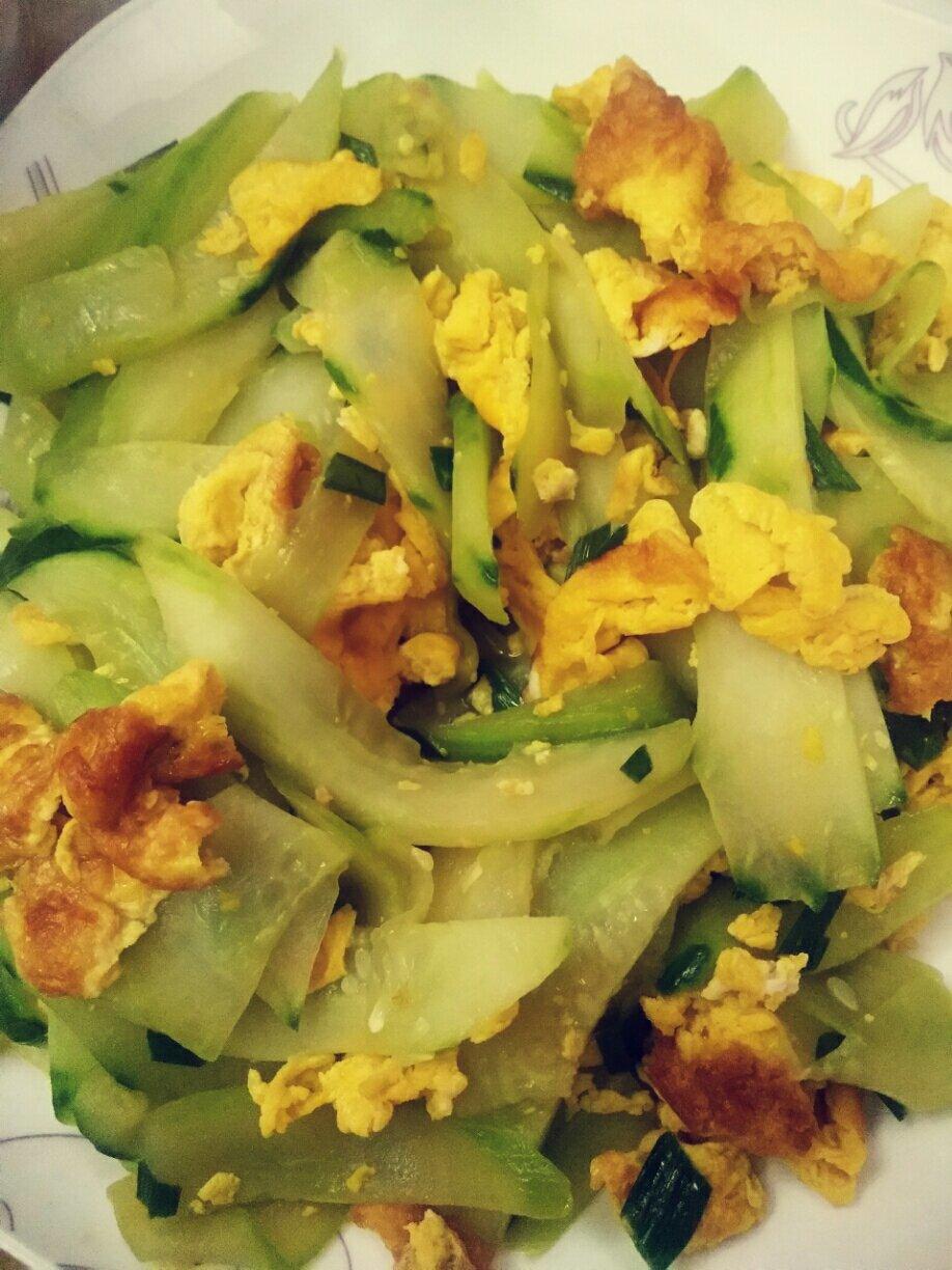 黄瓜炒鸡蛋