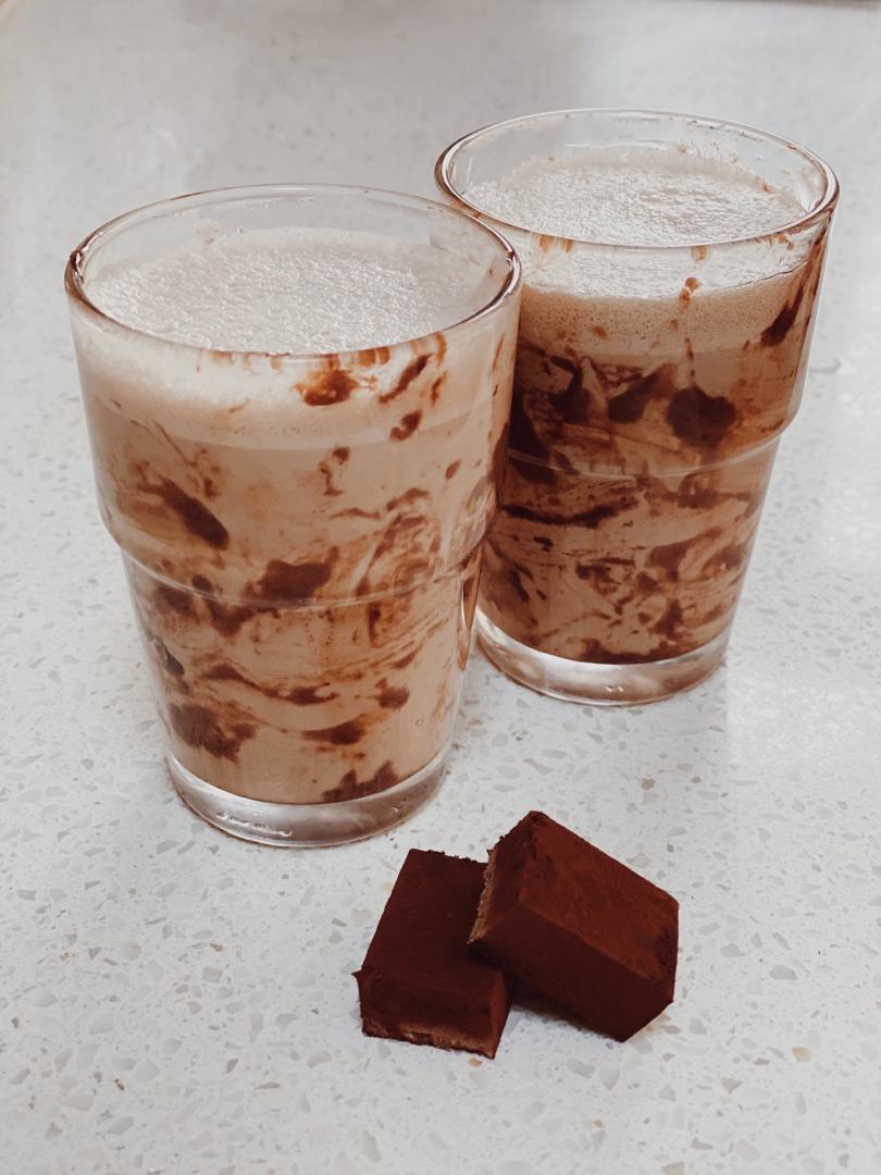 巧可奶牛牛奶(附香浓巧克力酱做法)