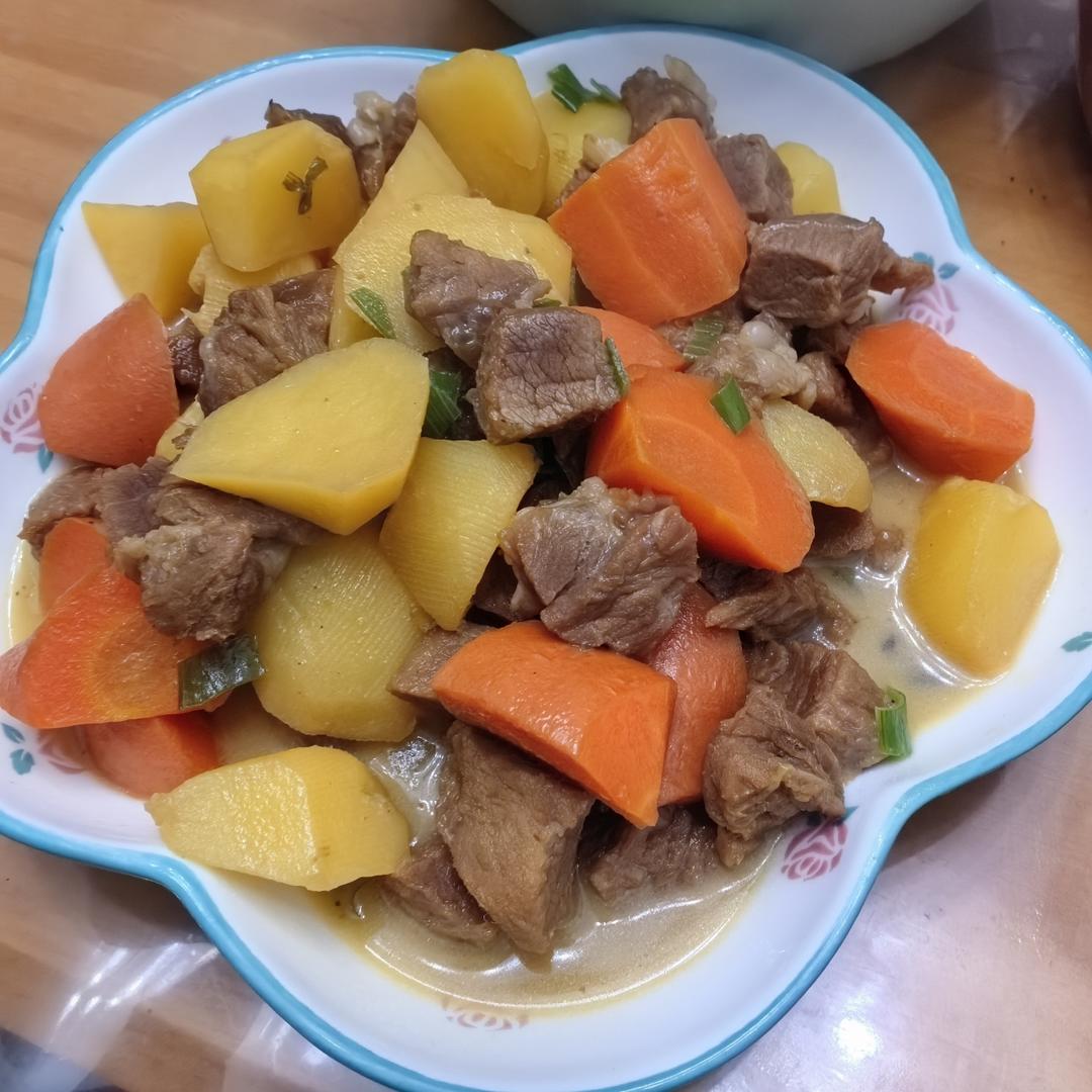 土豆炖牛肉-家常好吃快手！