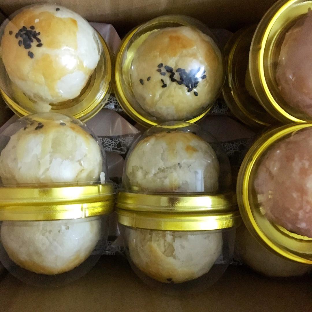 蛋黄酥