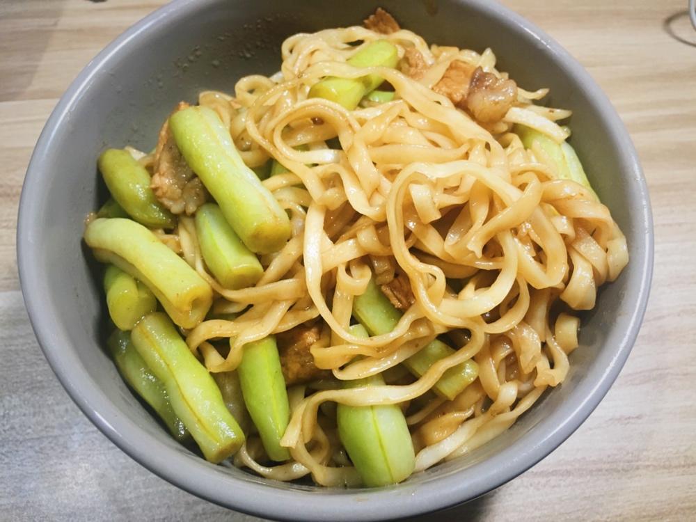 豆角焖面