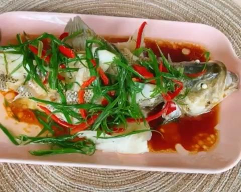 家常菜：清蒸鲈鱼，饭店的味道