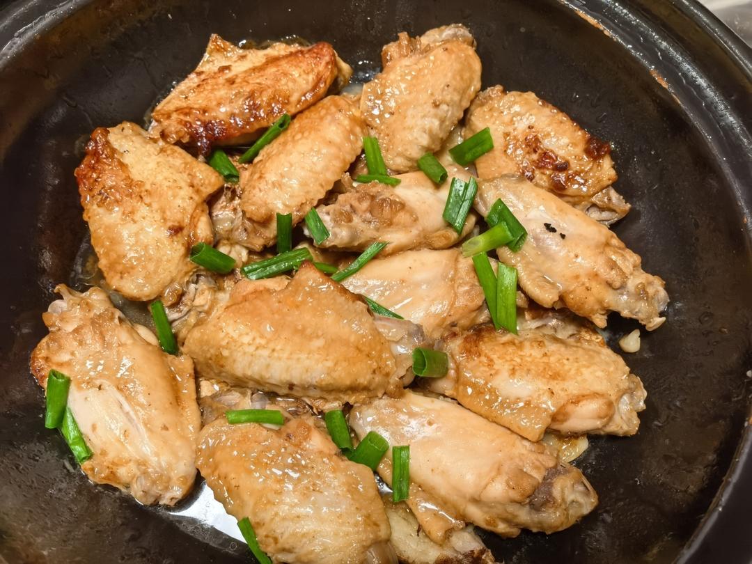 下饭菜「沙姜鸡翅啫啫煲」