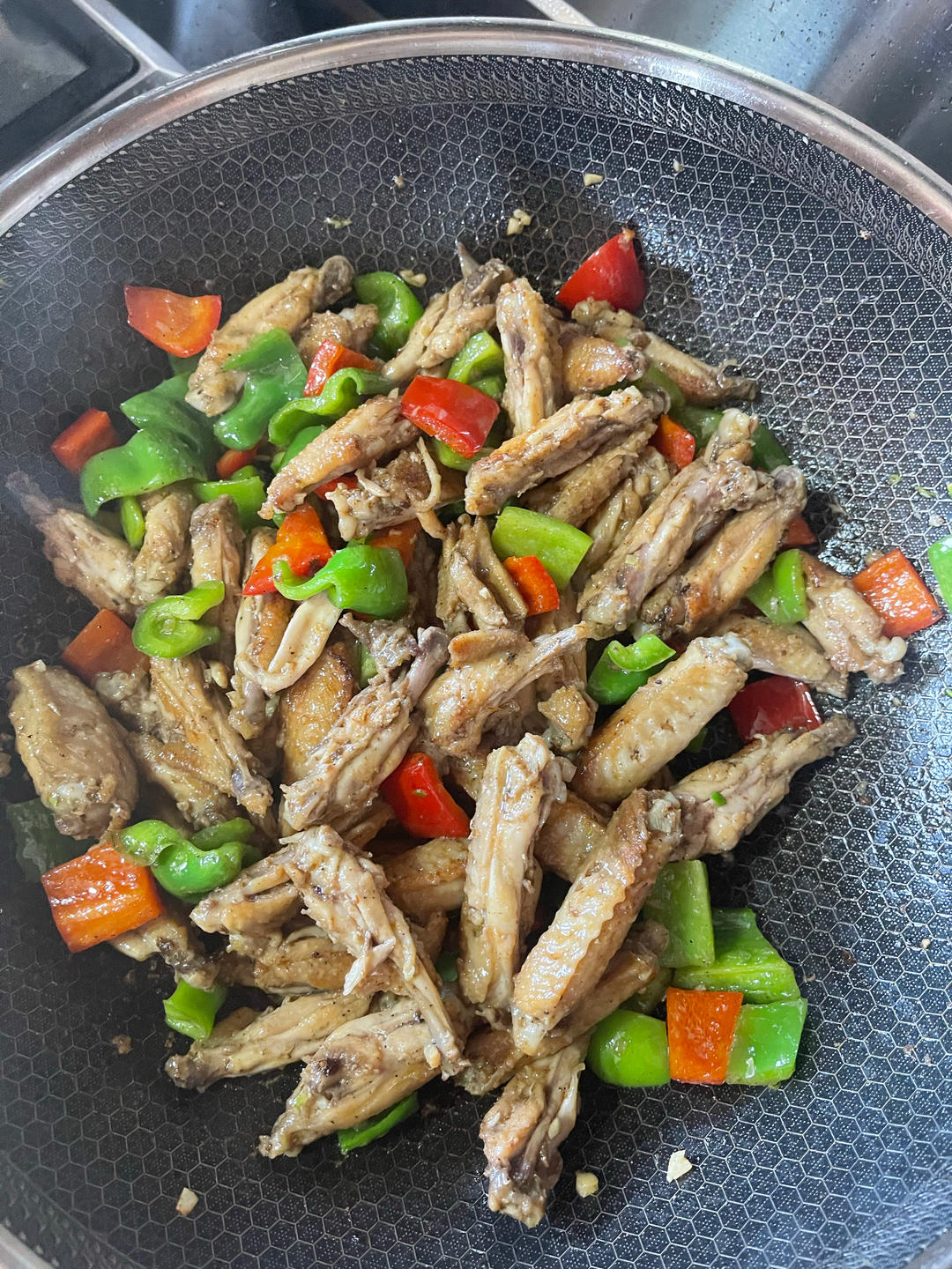 蒜香鸡翅，这才是鸡翅最好吃的做法